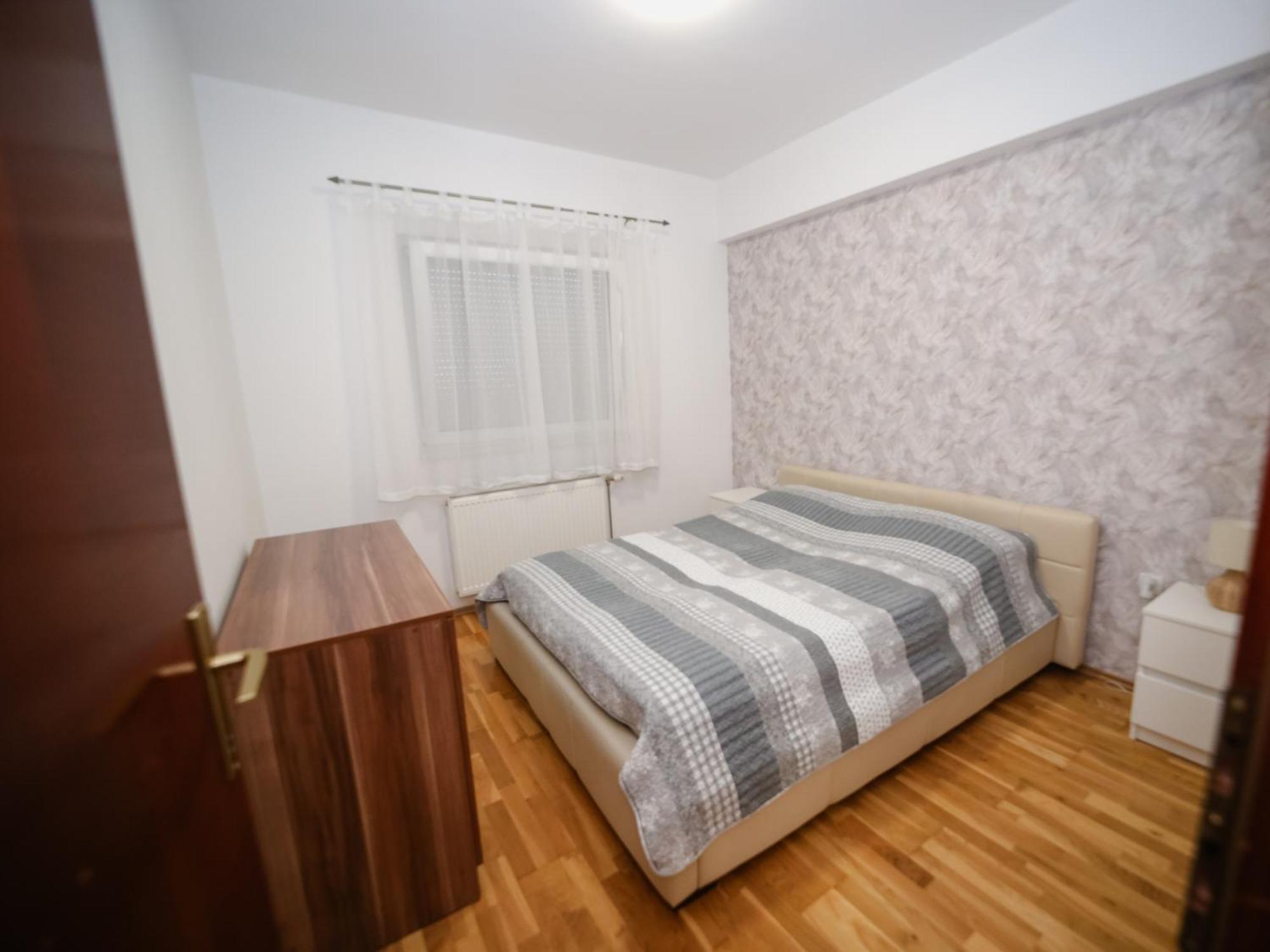 Iva Lux Stan Na Dan Appartement Banja Luka Buitenkant foto