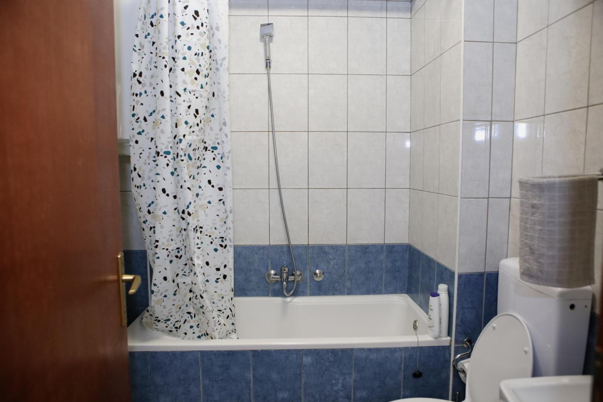 Iva Lux Stan Na Dan Appartement Banja Luka Buitenkant foto