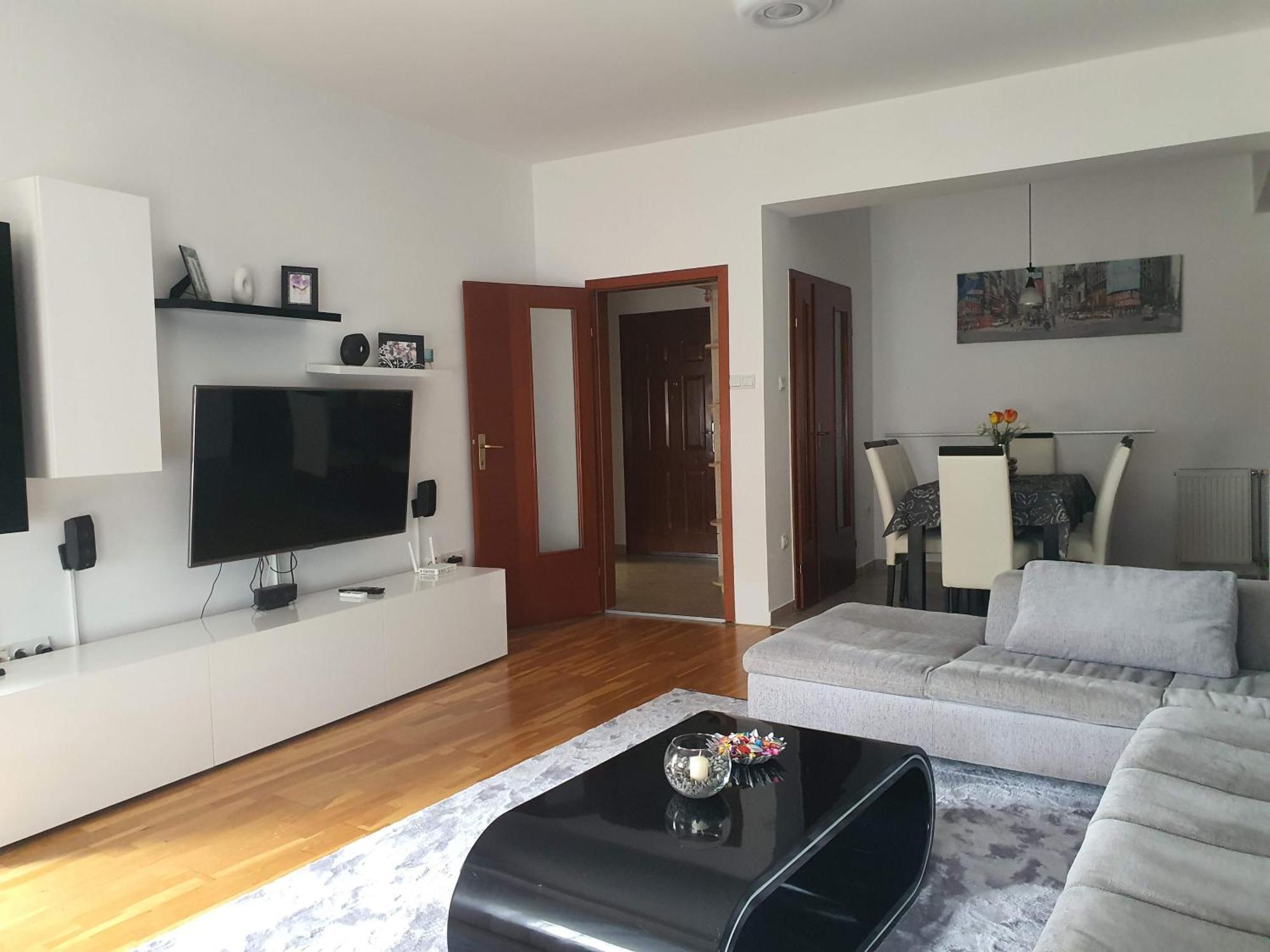 Iva Lux Stan Na Dan Appartement Banja Luka Buitenkant foto